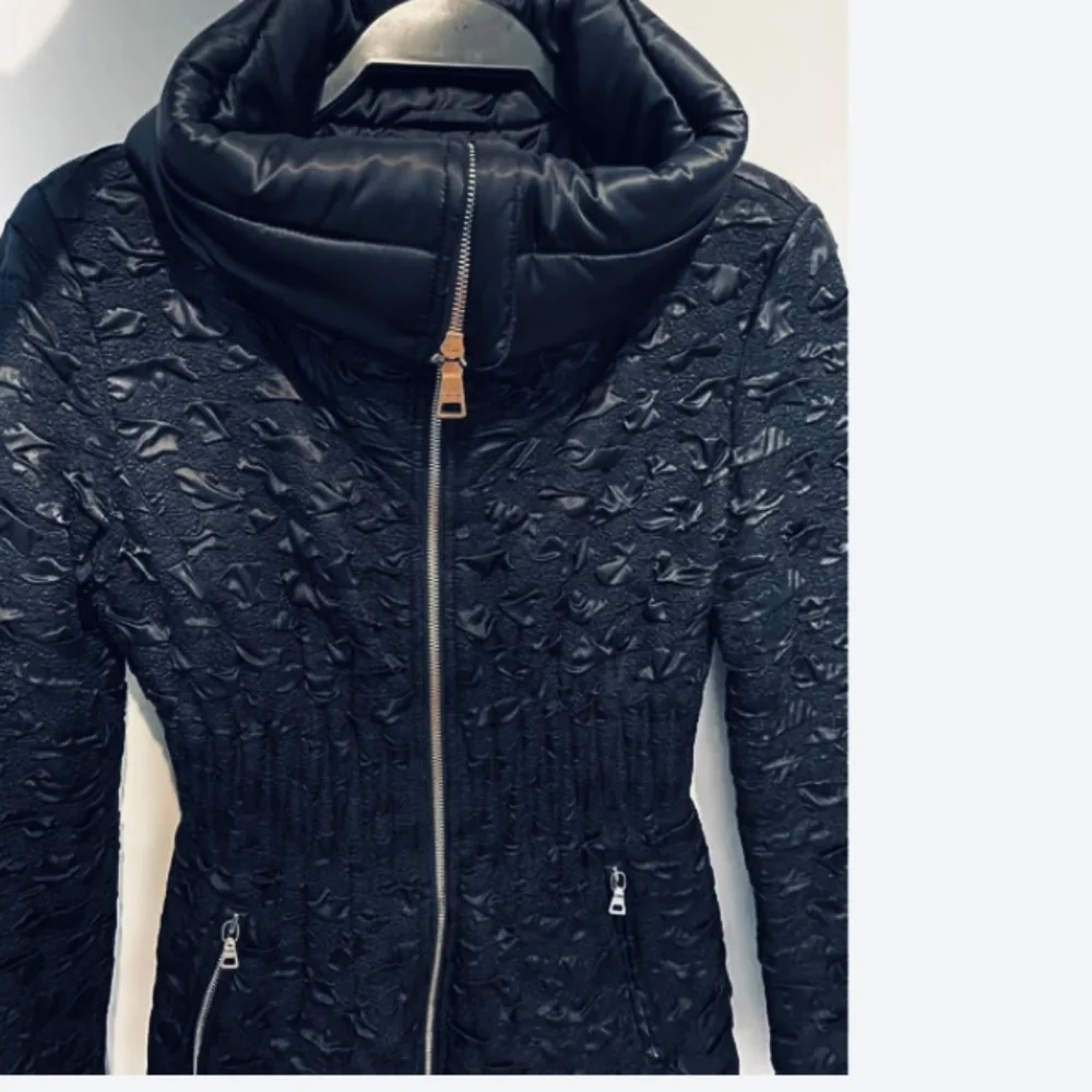 Chic Prada Jacket - Picture 3 of 13